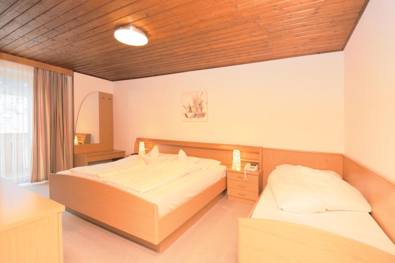 Hotel Chalet Olympia Monguelfo-Tesido / Welsberg-Taisten Exterior photo